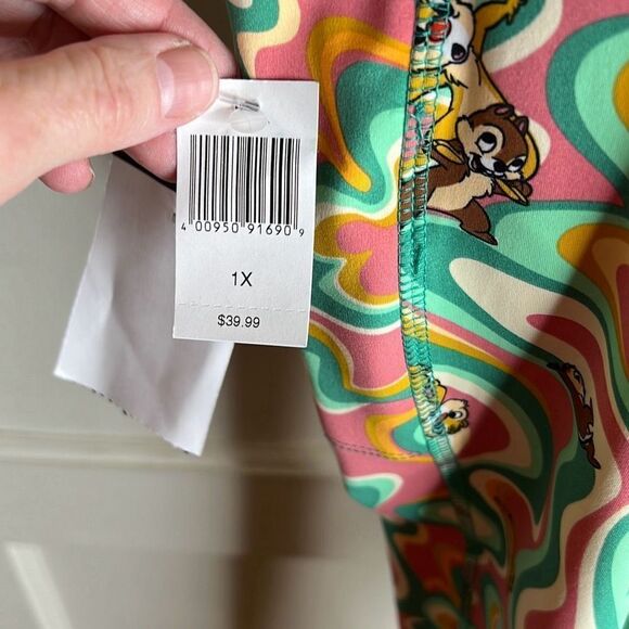 Disney CHIP AND DALE LEGGINGS Plus Size 1X NWT - Picture 5 of 7